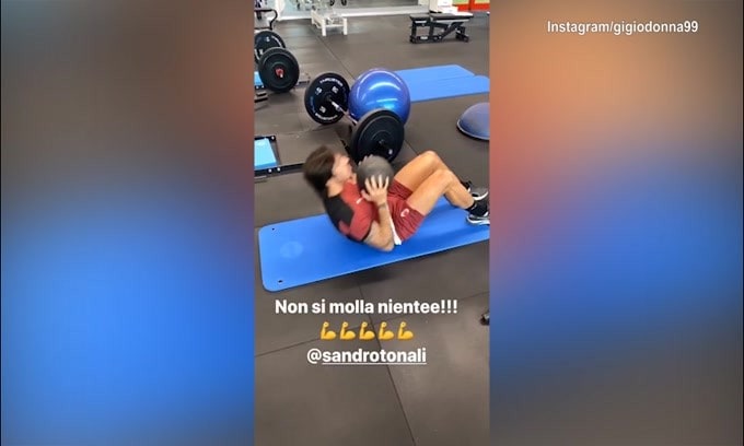 Donnarumma motiva Tonali: "Vai cucciolotto"