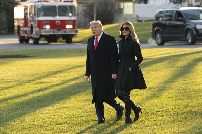 Trump e Melania rientrano in anticipo alla Casa Bianca