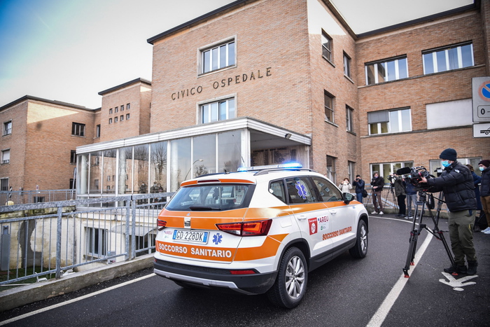 Vax day: Codogno pronta,1.400 dipendenti Asst si vaccinano