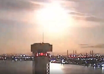 VIDEO grosso Meteorite esplode nei cieli del Giappone. BOATO