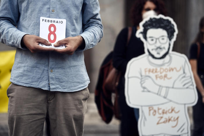 Zaki alla famiglia: ‘Sto male, detenzione incomprensibile’