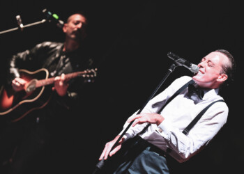 Maurizio Lombardi (The New Pope, Pinocchio, 1994…) torna con CAMALEONTE