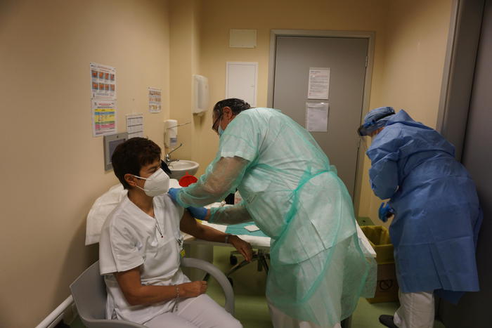 >ANSA-IL PUNTO/COVID: Fvg da domenica 17 in zona arancione