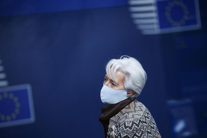 Bce: rischi gravi per l’economia Allarme sull’Italia per il deficit