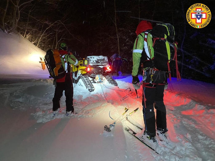 Biker perdono strada, notte sottozero: salvati
