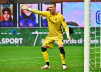 Bologna, Skorupski a parte. Santander, terapie