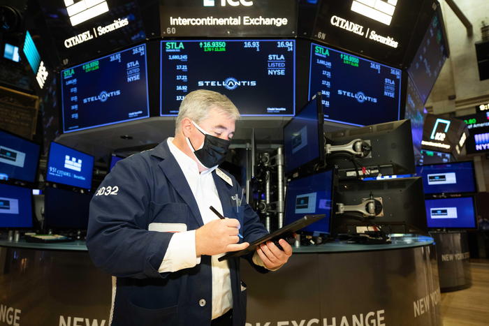 Borsa: apertura Wall Street, Dj -0,20%, Nasdaq +1,07%