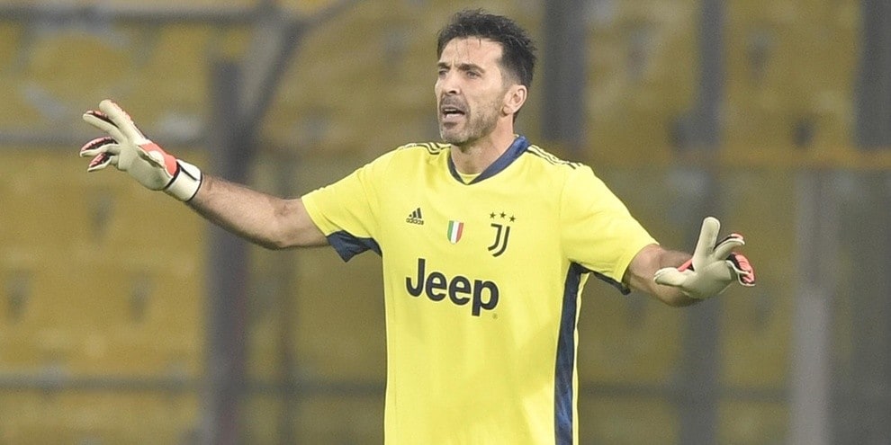 Buffon deferito per una frase blasfema in Parma-Juve