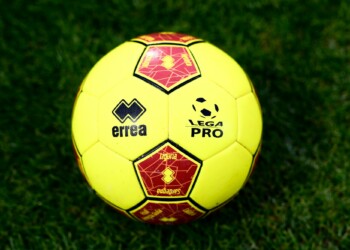 Como, operazione sorpasso riuscita: 2-1 al Renate