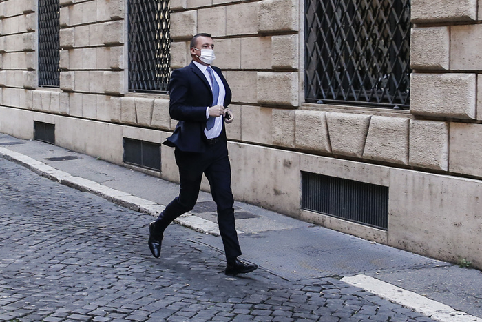 Copasir chiede audizioni Conte, Renzi e Casalino