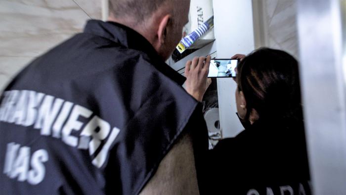 Covid: Nas sequestrano 437 confezioni di farmaci cinesi