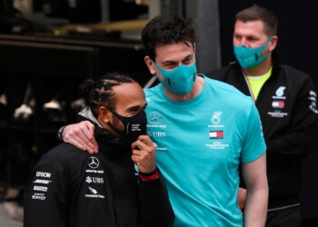 F1 Mercedes, Wolff: “Rispetterò sempre le decisioni di Hamilton”