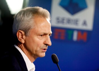 Fiorentina, Dal Pino critico: “La burocrazia blocca gli investimenti”