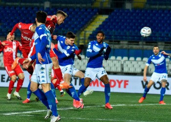 Frattesi regala derby e 2° posto al Monza: blitz a Brescia 1-0