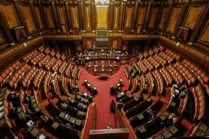 Governo, Renzi: ‘Conte ha 161 voti al Senato? vedremo…’. A palazzo Madama nasce il gruppo Maie-Italia 23