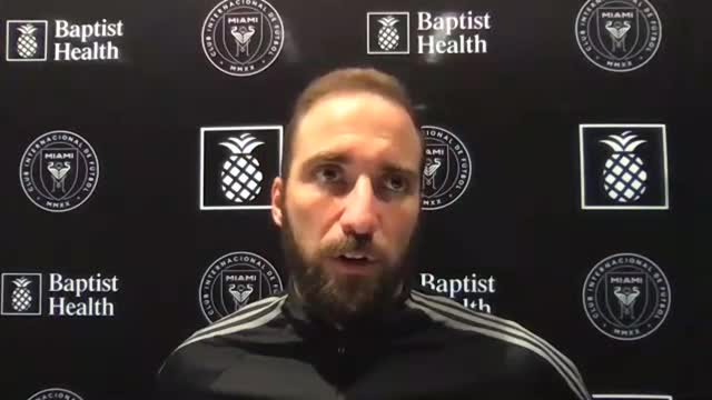 Higuain e Matuidi hanno un nuovo allenatore: è Phil Neville