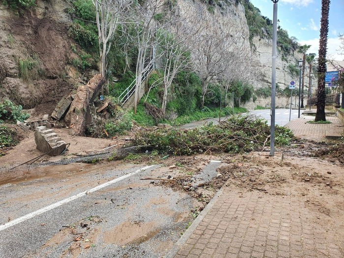 Maltempo: danneggiata da pioggia rupe di Tropea