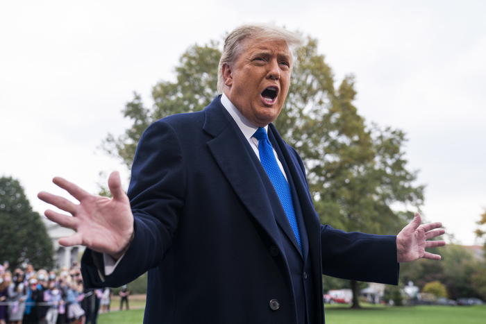 Media, Trump fiducioso che Pence non userà 25/o emendamento