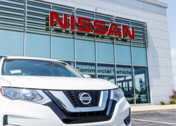 Nissan Motor taglierà i canali di distribuzione in trenta Paesi