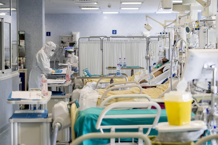 Oltre 18.000 morti in 24 ore nel mondo, è record