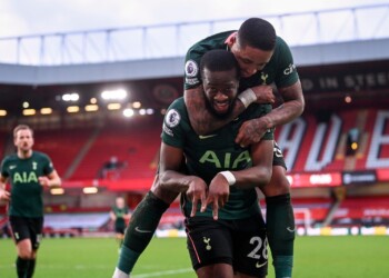 Premier, il Tottenham di Mourinho a -3 dalla vetta. Battuto lo Sheffield 3-1