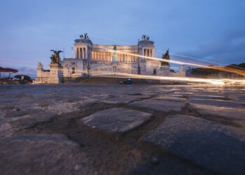 Sarà Acea Run Rome The Marathon la prima maratona all’alba in Italia