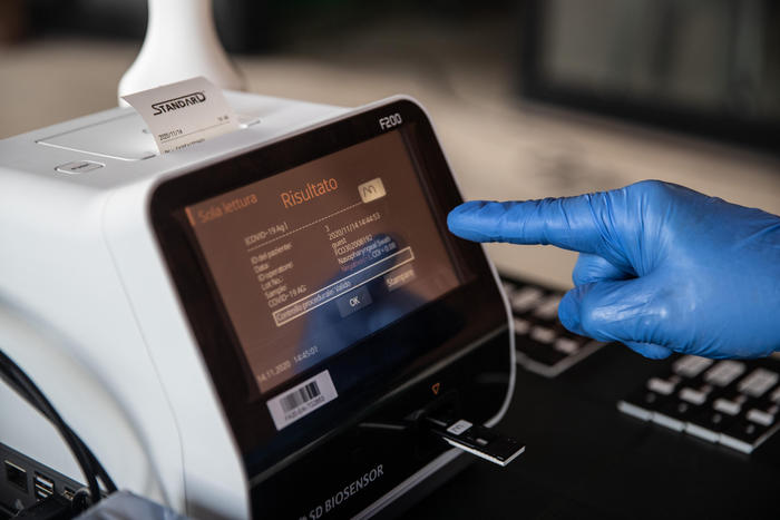 Test rapidi in farmacia per sicurezza scuole Umbria