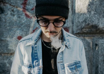 FRECCIA: “Non fermarti mai” è il singolo autobiografico del cantautore torinese con chiare influenze indie e rap