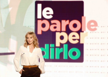Noemi Gherrero prosegue con successo la sua conduzione nel programma Le Parole per Dirlo in onda su RaiTre