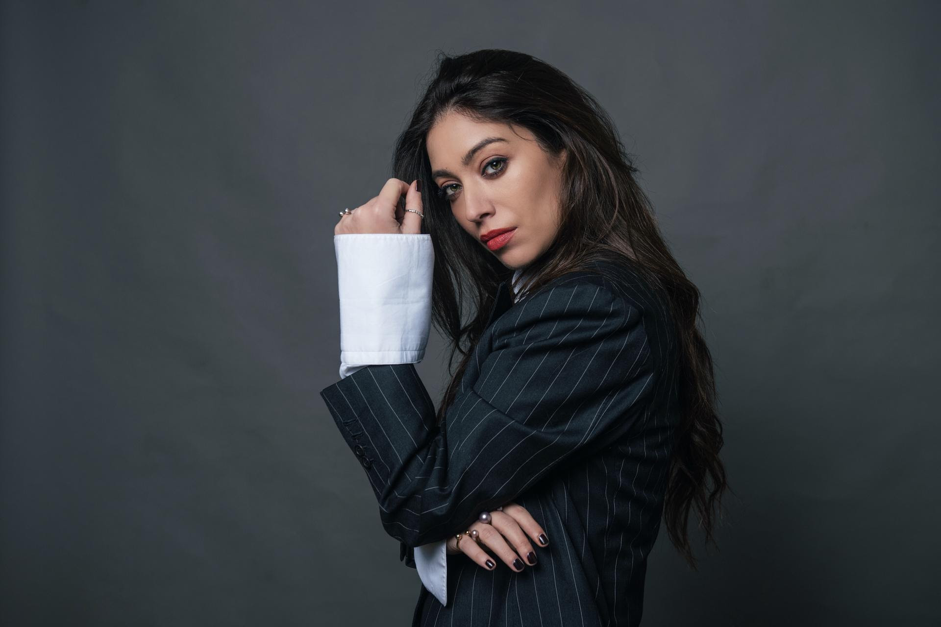 Valentina Parisse: in nuovo singolo “Proteggi” da oggi in radio e nei digital store