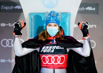 Zagabria, Vlhova vince lo slalom. Curtoni 16ª