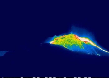 Etna, quarto episodio parossistico in quattro giorni