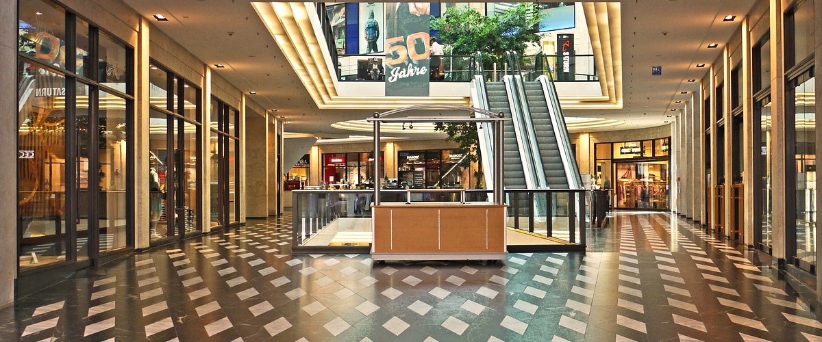 CENTRI COMMERCIALI, NEGOZI DELLE GALLERIE ALLO STREMO, LA DENUNCIA DEL VICEPRESIDENTE