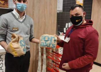 Un cheesburger di solidarietà per i bambini napoletani