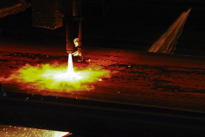 A.Mittal: legali, rischio crollo forni e distruzione asset