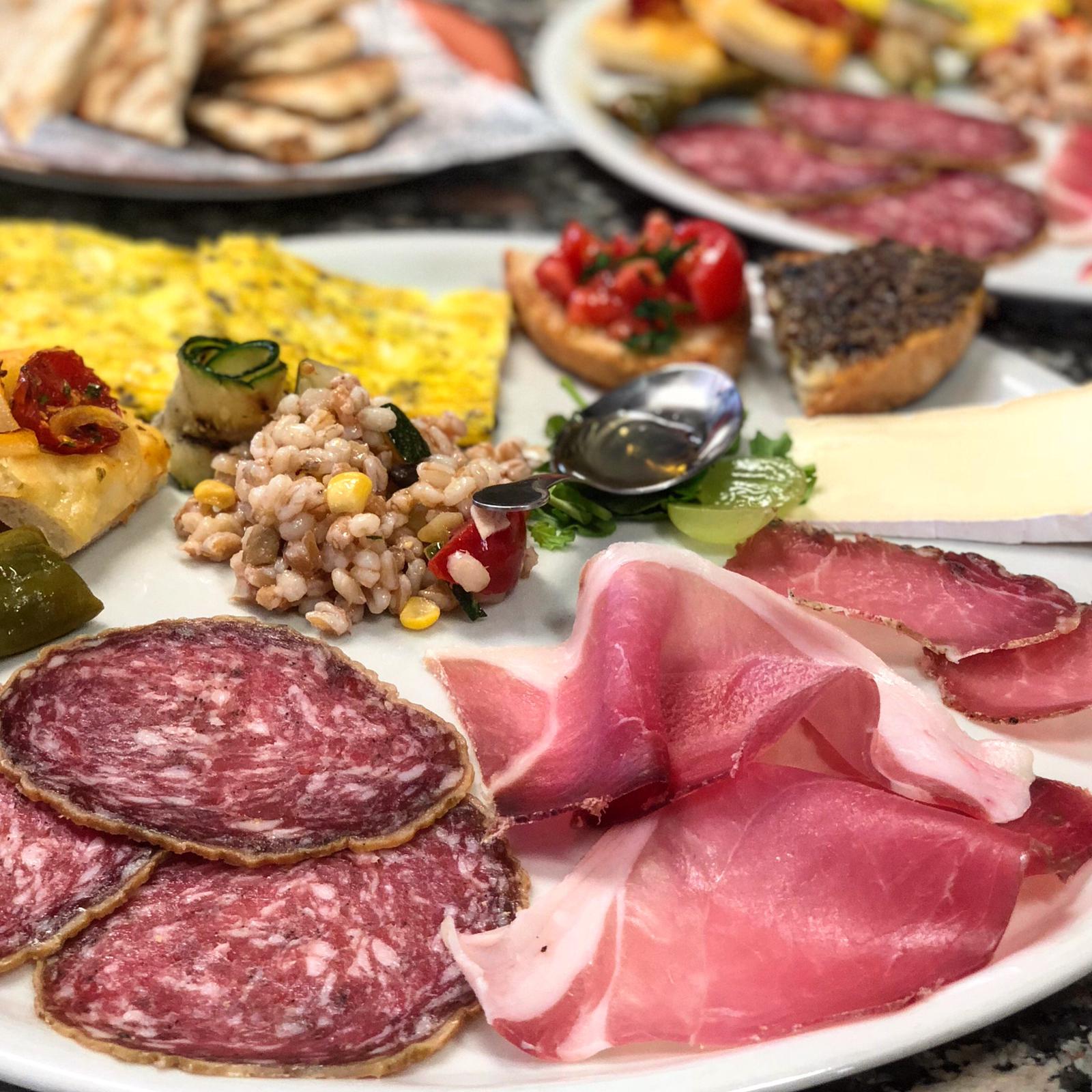 Coldiretti Marche, prosegue la battaglia per la qualità in tavola: nel 2020 quasi due allarmi alimentari alla settimana