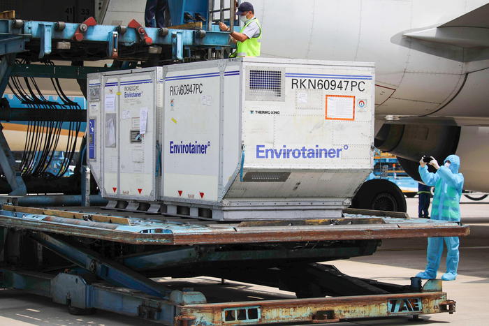 AstraZeneca, 180 milioni di dosi all’Ue nel 2/o trimestre