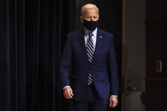 Biden mantiene dazi aggiuntivi su alcuni prodotti Ue