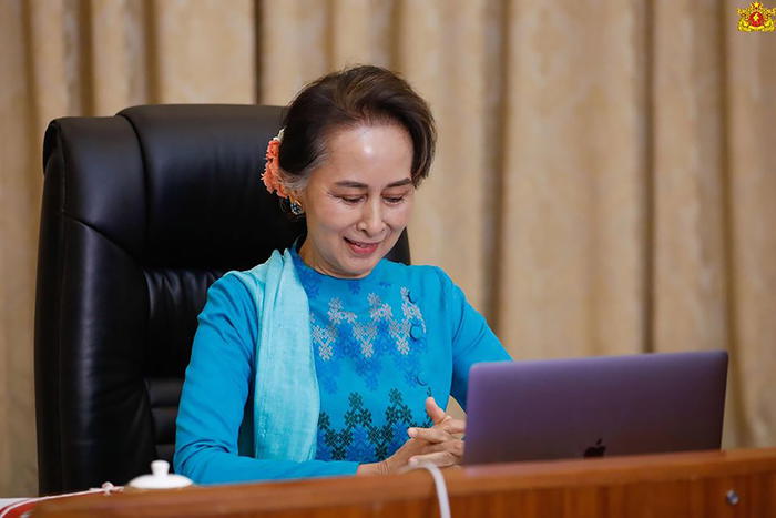 Birmania: arrestata capo del governo Aung San Suu Kyi