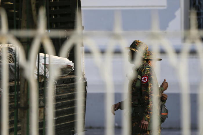 Birmania:Italia condanna arresti e chiede rilascio Suu Kyi