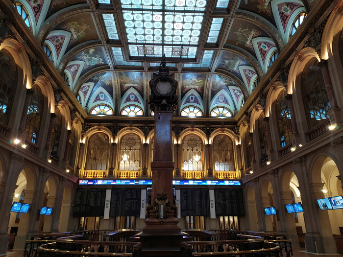 Borsa: Europa chiude positiva, tranne Londra (-0,06%)