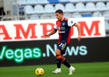 Cagliari, Oliva passa in prestito al Valencia