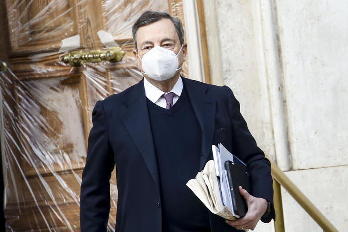 Consultazioni nel vivo, Draghi stringe – IL TEMPO REALE