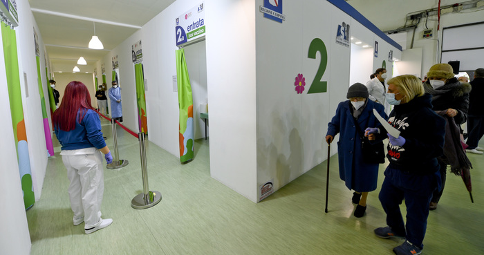 Coronavirus:D’Amato,oggi arriveremo 50mila vaccini a over 80