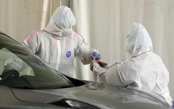 Covid: Francia,tampone molecolare anche per transfrontalieri