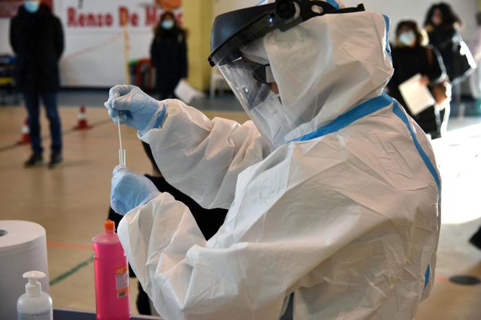 Covid: Marche; Gimbe, in 7 giorni +6,9% casi Ancona, 7/a Italia