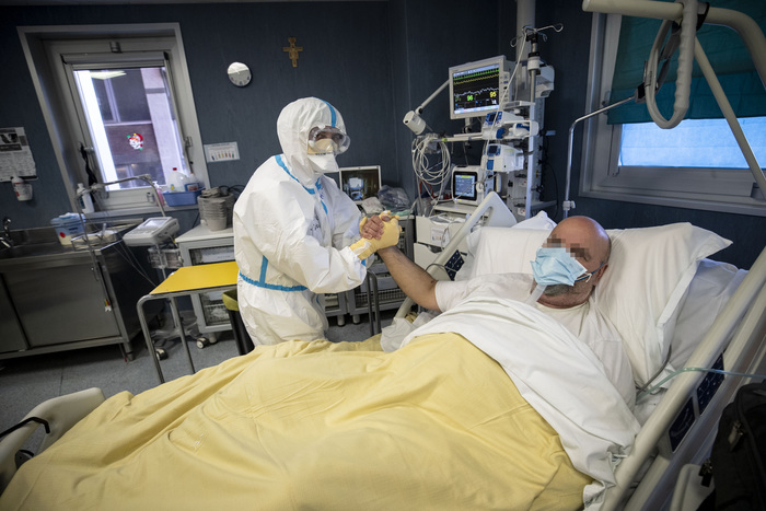 Covid, nelle Marche 16 decessi in 24 ore, 9 dell’Anconetano