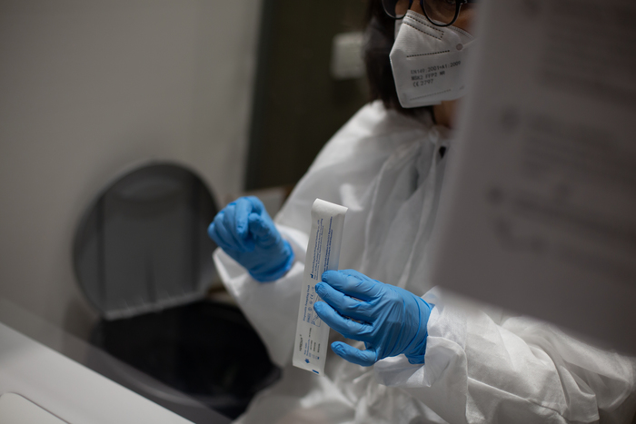 Covid: oltre mille nuovi casi e 76 morti in E-R