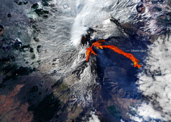 Etna, l’incredibile eruzione vista dallo Spazio