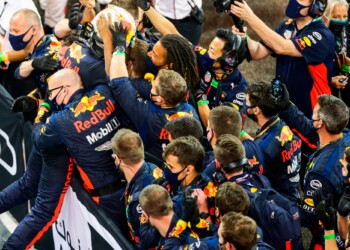 F1: per Red Bull motore Honda anche dal 2022